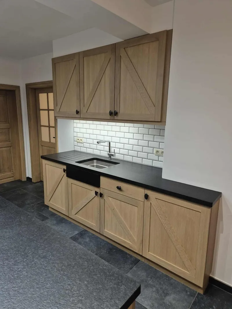 Cuisine sur mesure, réalisation 12, photo 2 sur 7