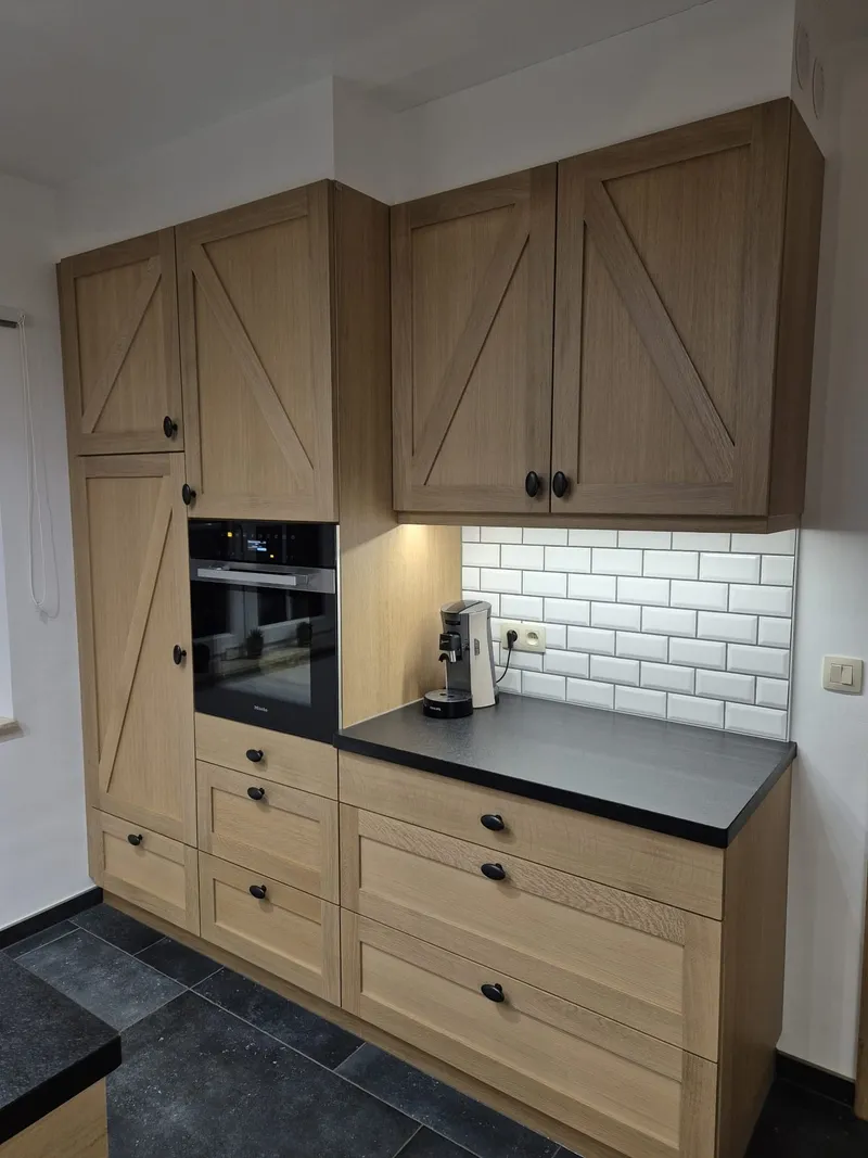 Cuisine sur mesure, réalisation 12, photo 4 sur 7