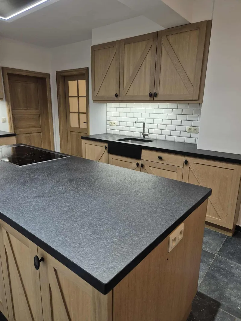 Cuisine sur mesure, réalisation 12, photo 7 sur 7