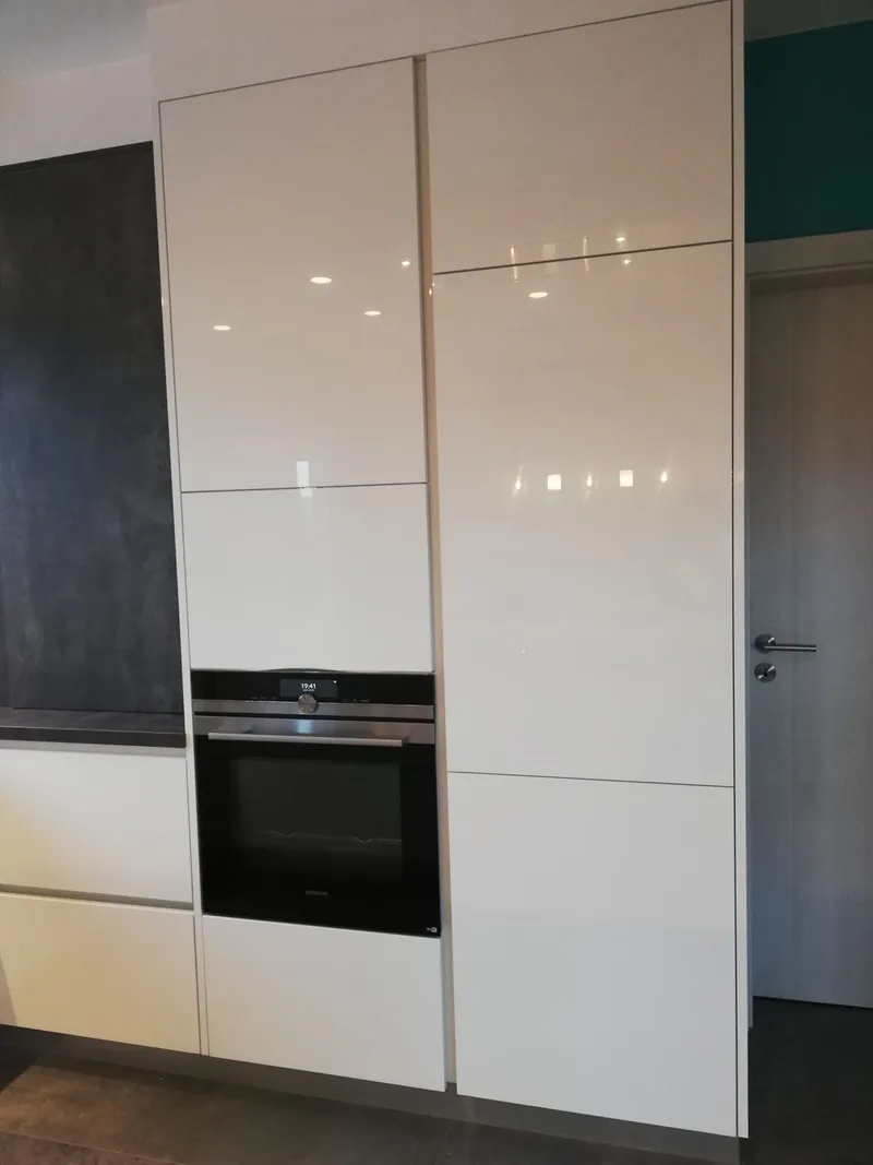 Cuisine sur mesure, réalisation 9, photo 3 sur 7