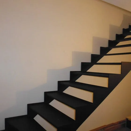 Escalier sur mesure, réalisation 2, photo 1 sur 3