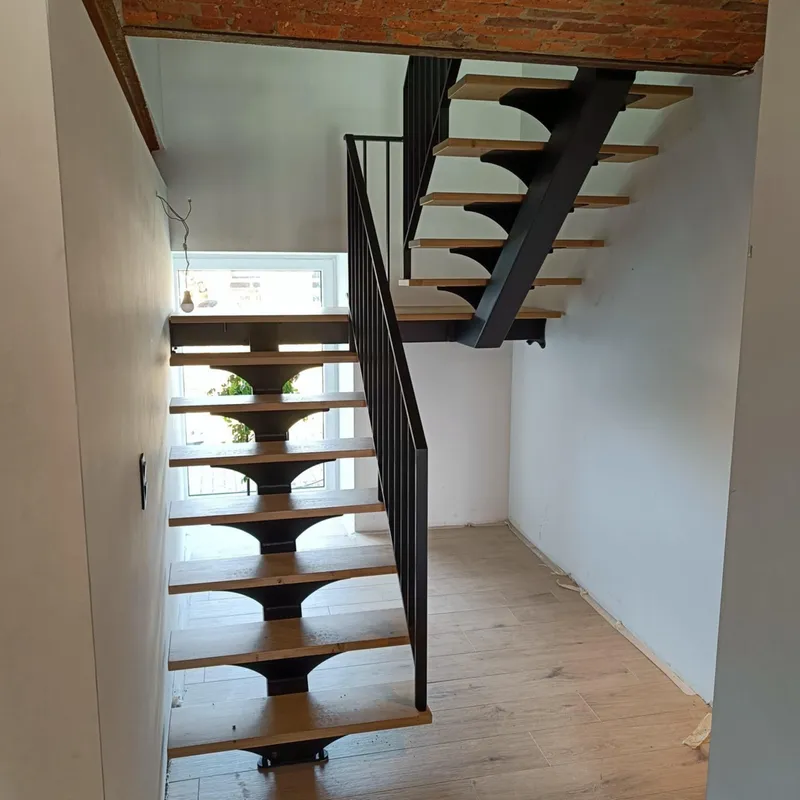 Escalier sur mesure, réalisation 6, photo 2 sur 3